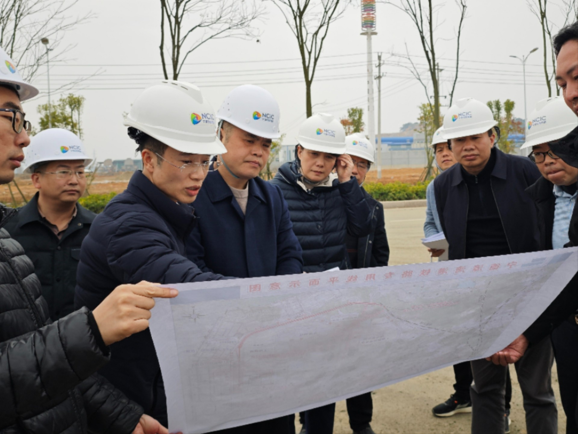 2024-2-29市交投集團(tuán)領(lǐng)導(dǎo)深入市交投物流集團(tuán)項(xiàng)目一線調(diào)研，章佳琦拍攝2.jpg